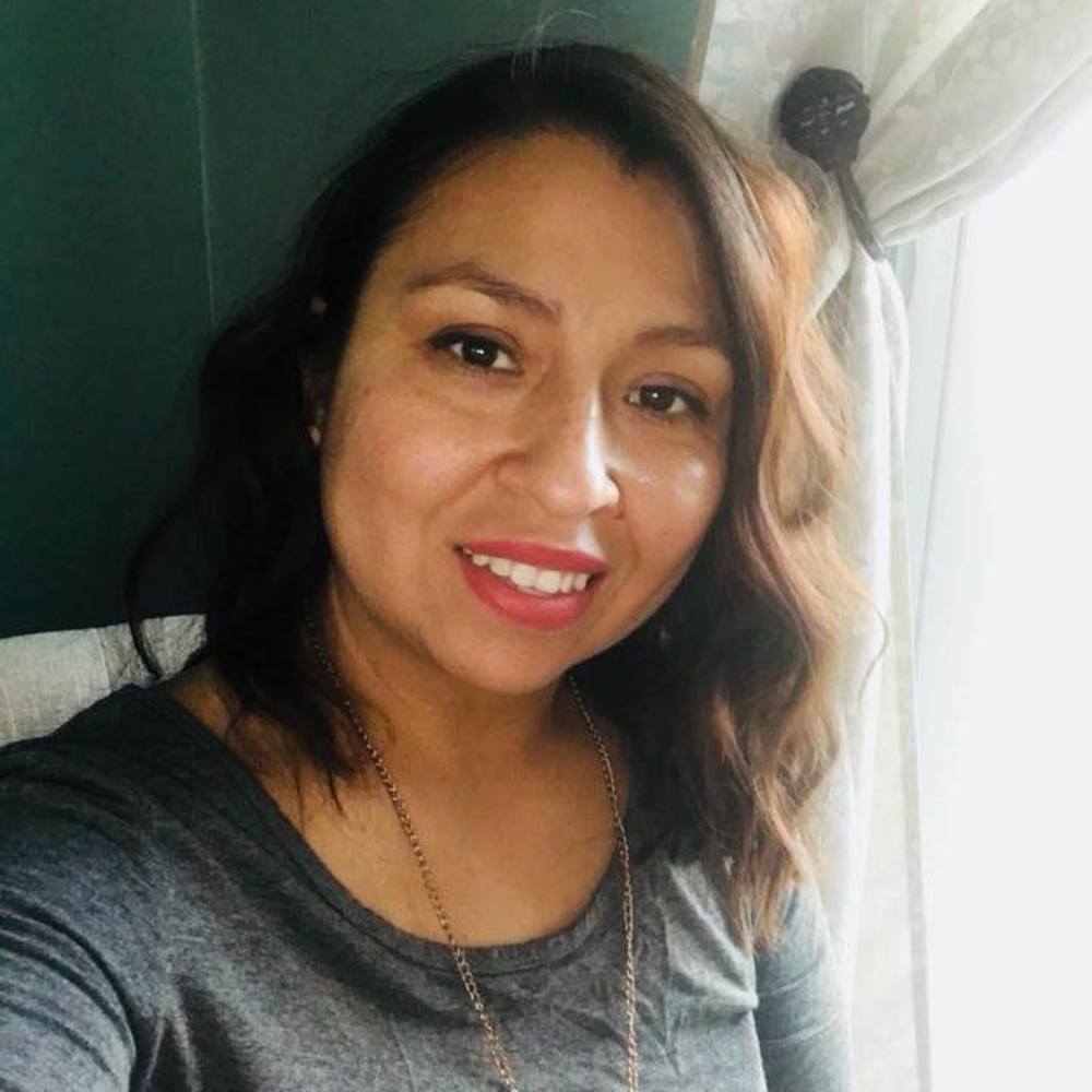 Meet your Posher, Daniela